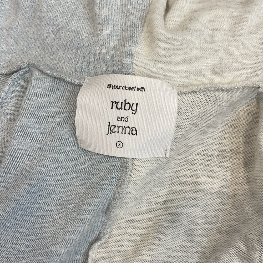 Ruby & Jenna Color Block Hooded Full Zip Crop Siz… - image 4